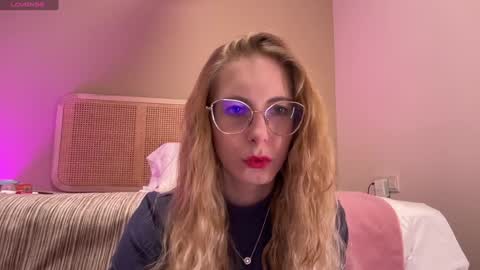 Nikki online show from 01/03/25, 05:53