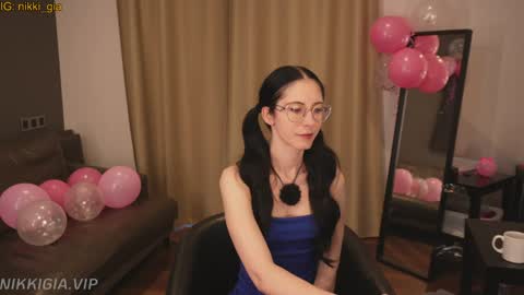 Nikki online show from 02/21/26, 04:08