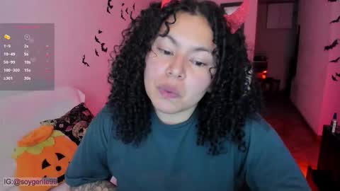 Snapshot of girl_inline chatting on 10/29/25, 11:50 girl_inline online show from 10/29/25, 11:50