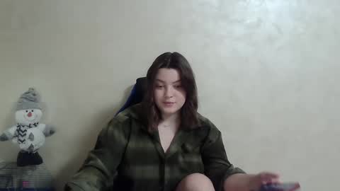 Snapshot of girl_leya chatting on 01/04/25, 11:17 girl_leya online show from 01/04/25, 11:17
