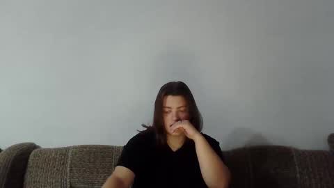 Snapshot of girl_leya chatting on 09/18/25, 08:55 girl_leya online show from 09/18/25, 08:55