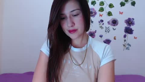 Isabella online show from 05/05/26, 12:51
