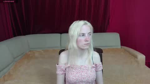 Katia online show from 05/12/26, 12:13