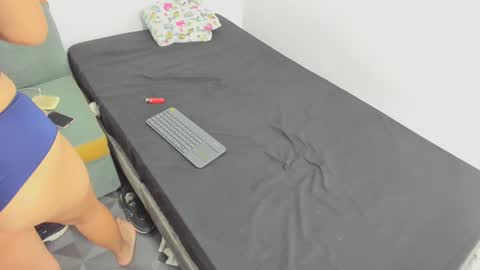 girl_sweet09 online show from 10/03/25, 10:51