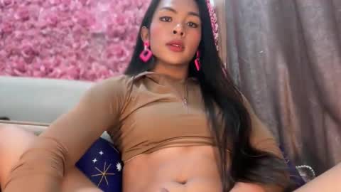 queen ronna online show from 09/16/25, 03:46