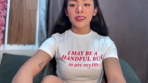 queen ronna online show from 10/21/25, 05:35