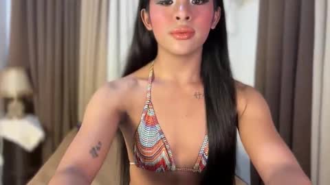 Snapshot of girlcock_dominantfucker chatting on 01/19/26, 02:48 queen ronna online show from 01/19/26, 02:48