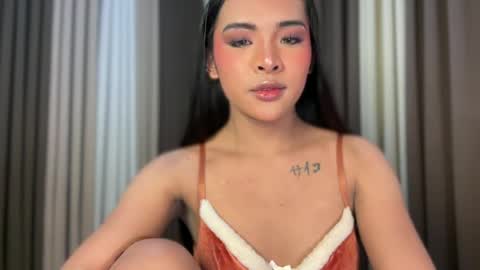 Snapshot of girlcock_dominantfucker chatting on 07/06/26, 12:51 queen ronna online show from 07/06/26, 12:51