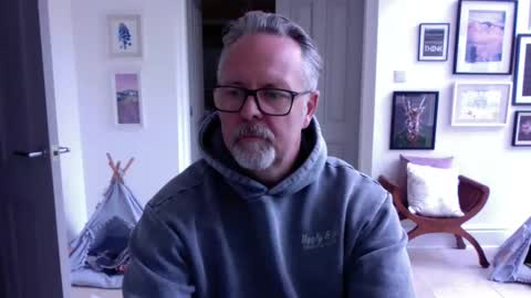 girlsandbikes online show from 06/11/26, 11:19