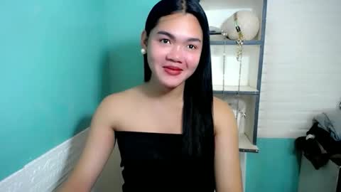 Precious online show from 02/11/26, 01:16