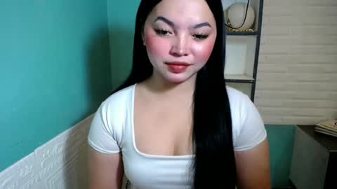 Rhaine online show from 02/24/26, 06:39