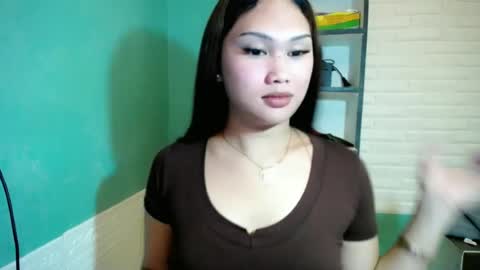 Rhaine online show from 06/27/26, 04:12