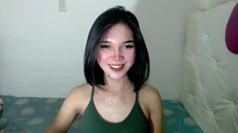 Divine online show from 09/13/25, 05:51