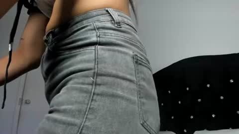 Gisell online show from 06/11/26, 01:20