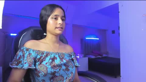 GISELLE ROLDAN online show from 05/24/26, 04:17