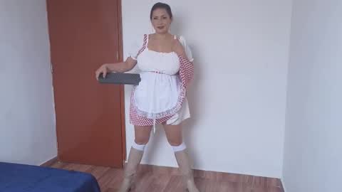 Giselle  online show from 09/30/25, 06:13