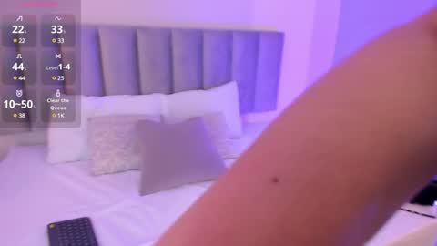   online show from 12/20/24, 12:41