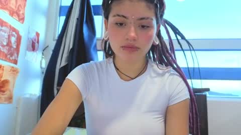 Snapshot of giulietta_mon chatting on 04/06/26, 10:54 Giulietta online show from 04/06/26, 10:54