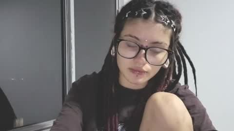 Snapshot of giulietta_mon chatting on 04/13/26, 04:40 Giulietta online show from 04/13/26, 04:40