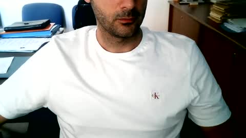 giuseppevai1 online show from 06/24/26, 09:41