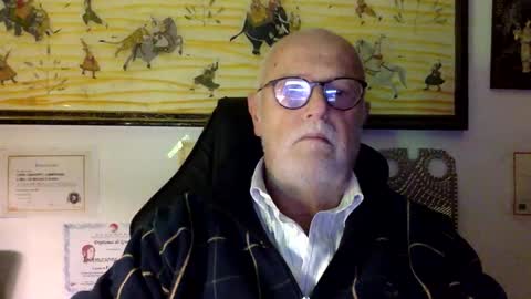 Snapshot of giutomma930394 chatting on 11/17/25, 04:35 giutomma930394 online show from 11/17/25, 04:35