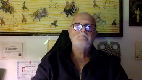 Snapshot of giutomma930394 chatting on 11/19/25, 04:40 giutomma930394 online show from 11/19/25, 04:40
