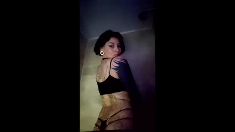 Nice to meet you my name is Heyli  online show from 06/01/26, 10:22