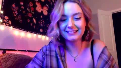 givemesweetdreams online show from 01/24/25, 03:22