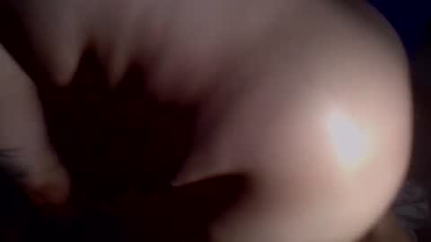 Snapshot of givr6inches chatting on 10/22/25, 12:11 e-Bizl online show from 10/22/25, 12:11