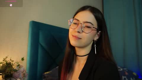 Agness online show from 10/09/25, 01:53