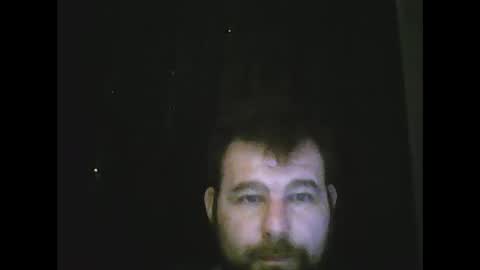 Snapshot of gjleeke chatting on 12/19/25, 10:39 guzz online show from 12/19/25, 10:39