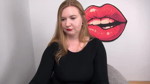 Nikki online show from 09/30/25, 06:02