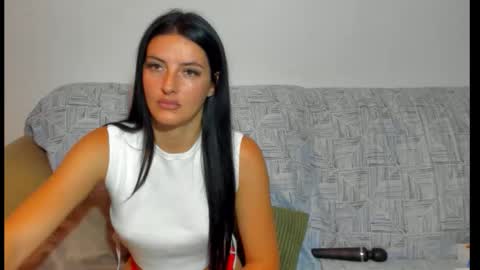 Casandra online show from 09/17/25, 06:09