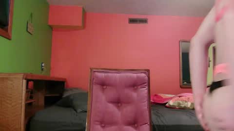 glam trans goddess online show from 10/26/25, 02:12