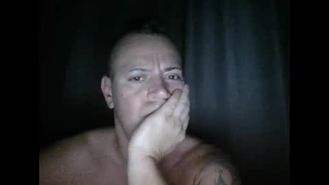 Snapshot of glanzer88999 chatting on 12/08/24, 03:00 glanzer88999 online show from 12/08/24, 03:00