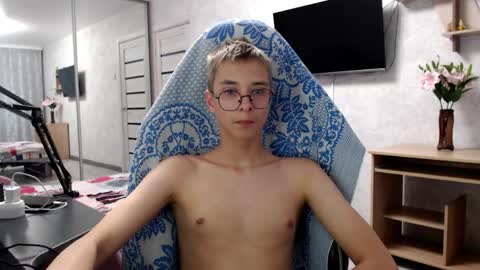 Eugene and Damian online show from 05/10/26, 05:18