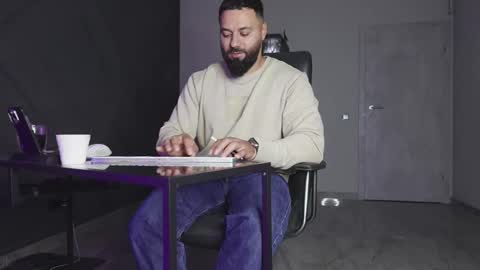 Matthew .. for short call me Matt online show from 10/12/25, 10:09