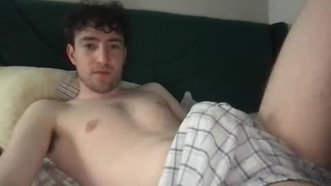 Snapshot of gliss55 chatting on 04/15/26, 12:50 Gliss online show from 04/15/26, 12:50