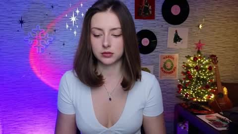 Snapshot of glo_lo chatting on 01/16/25, 10:32 Bye everybody Ill be online Monday December 2nd Saturday and Sunday off online show from 01/16/25, 10:32