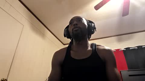 glomightyj online show from 05/22/26, 07:37