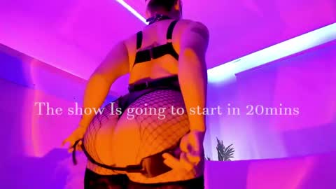 Mimi online show from 05/09/26, 10:04