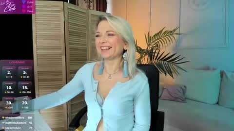 Gloria online show from 03/04/25, 01:59
