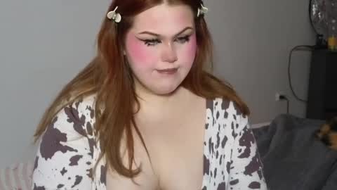 Snapshot of gloria_thomas chatting on 04/03/26, 02:31 gloria_thomas online show from 04/03/26, 02:31