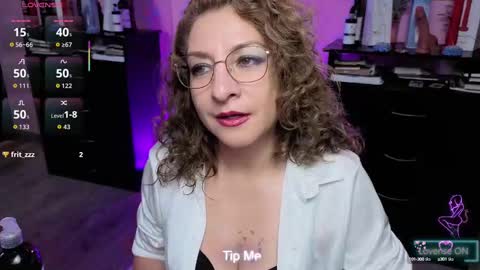 gloriacrespo online show from 09/18/25, 10:01