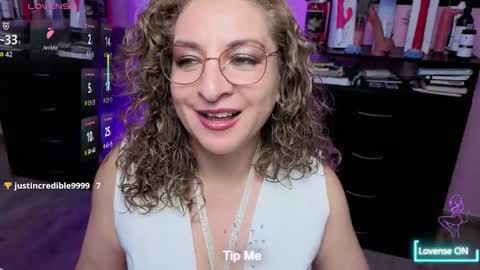 gloriacrespo online show from 10/04/25, 11:25