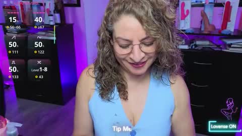 gloriacrespo online show from 10/11/25, 01:27