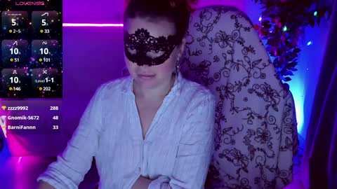 gloriagrays online show from 01/19/25, 11:21