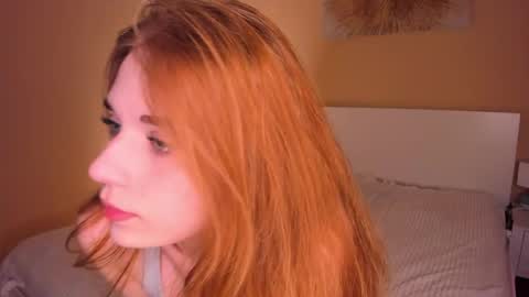 Snapshot of gloriaspace chatting on 05/13/26, 08:16 gloriaspace online show from 05/13/26, 08:16