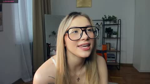 Cherry online show from 03/01/26, 07:54