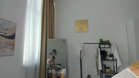 Cherry online show from 05/28/26, 09:50